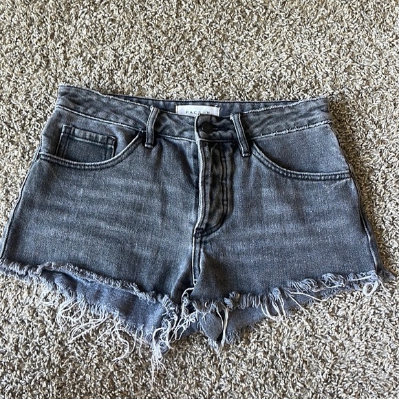 PacSun Pants - Pacsun Mid-Rise Short